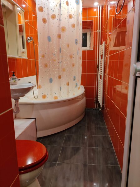 Unirii, Nerva Traian, cu centrala termica,